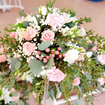 Kvetinová výzdoba na svadobné stoly Ana Fiori 8